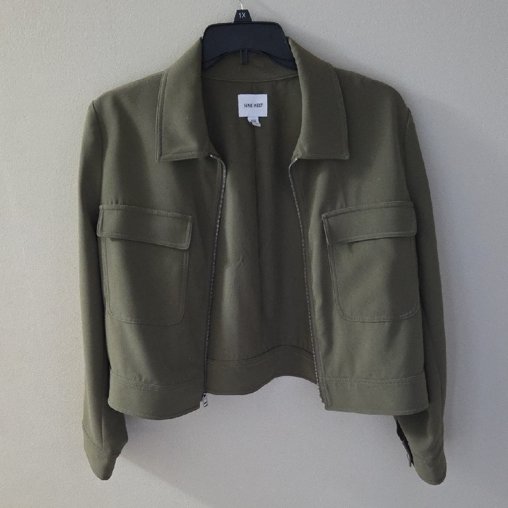 Nine West Green Utility Jacket with Boxy Silhouette